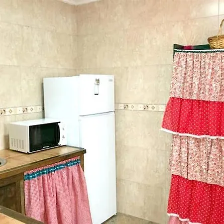 3 Bedrooms With Wifi At * Ronda