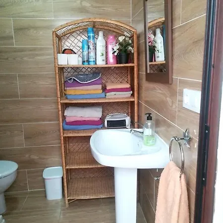 3 Bedrooms With Wifi At Apartment *