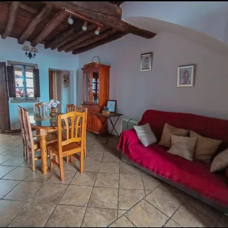 Apartment 3 Bedrooms With Wifi At