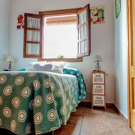 3 Bedrooms With Wifi At Apartment *